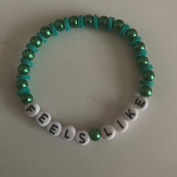 Gracie Abrams Albums Bracelet Set - Picture 4 of 7